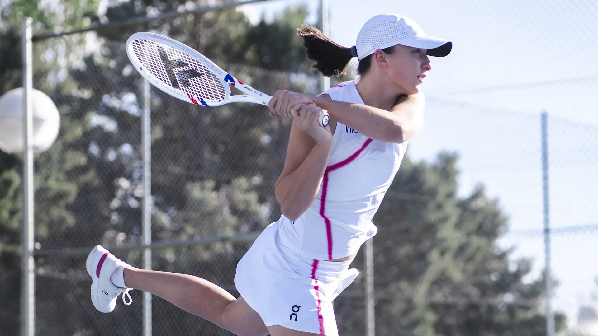 Tecnifibre T-Fight 300 и 300S: баланс мощности и контроля для разного стиля игры