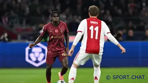 Галатасарай разгромил Аякс в Амстердаме — хет-трик Виктора Осимхена принес туркам победу 3:0