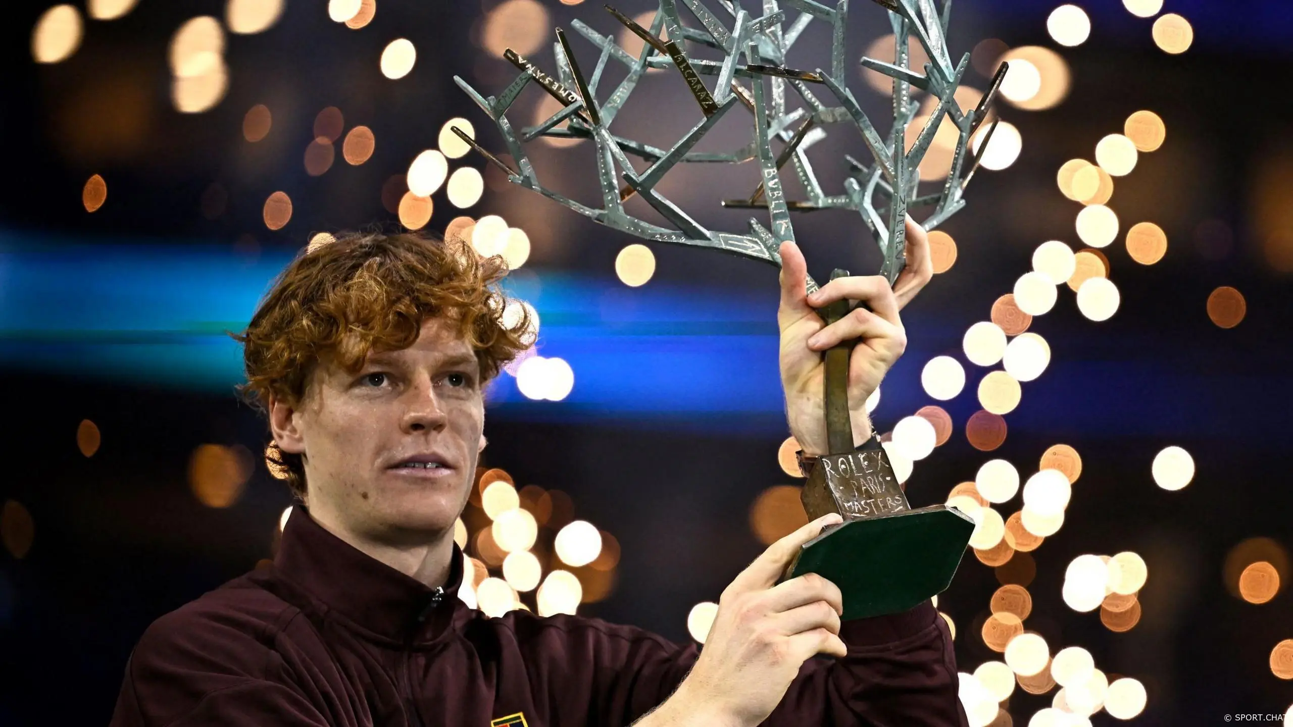 Янник Синнер выиграл турнир в Париже и вернул себе звание первой ракетки мира