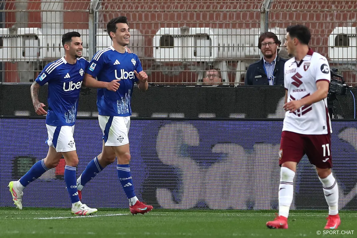 Комо разгромил Торино в Турине — 5:1