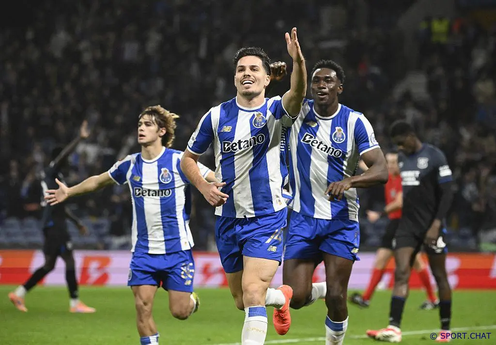 Лига Европы: «Порту» дома переломил ход матча и обыграл «Рейнджерс» — 3:1