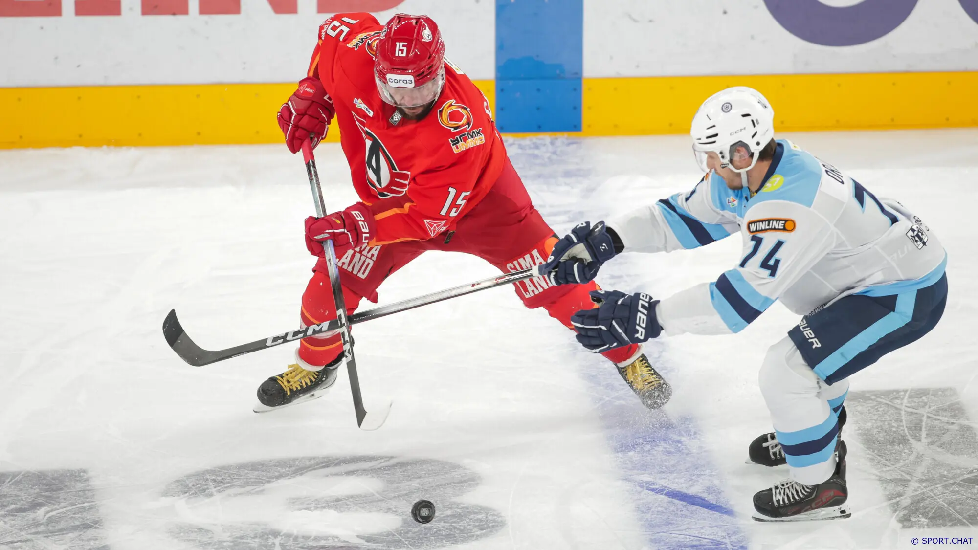 «Автомобилист» дожал «Сибирь» дома — 2:0 и сухарь в концовке