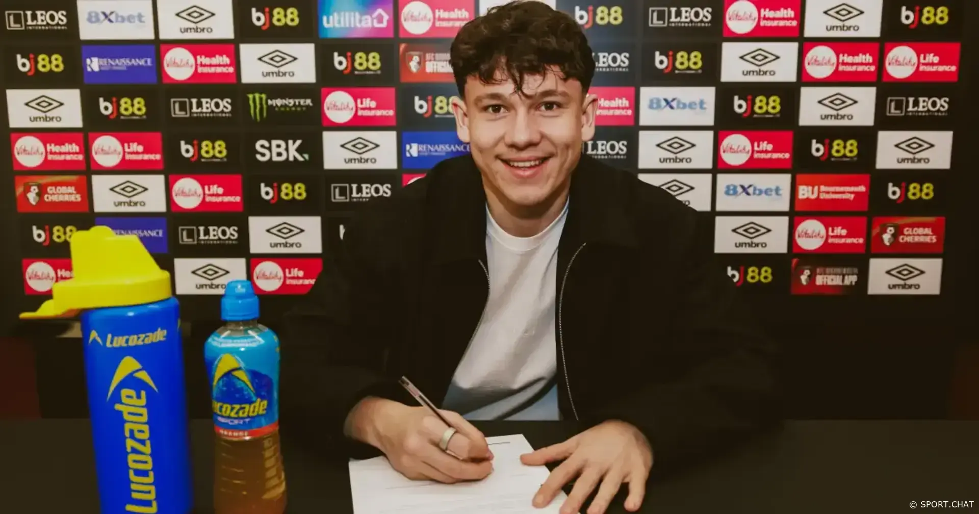 «Борнмут» усилился талантом из Венгрии: подписан Алекс Тот