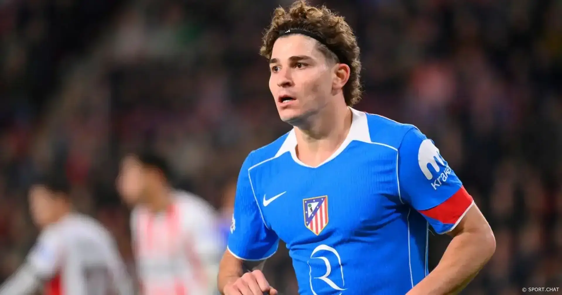 «Атлетико» выставил ценник в 200 миллионов евро за Хулиана Альвареса на фоне интереса «Барселоны»