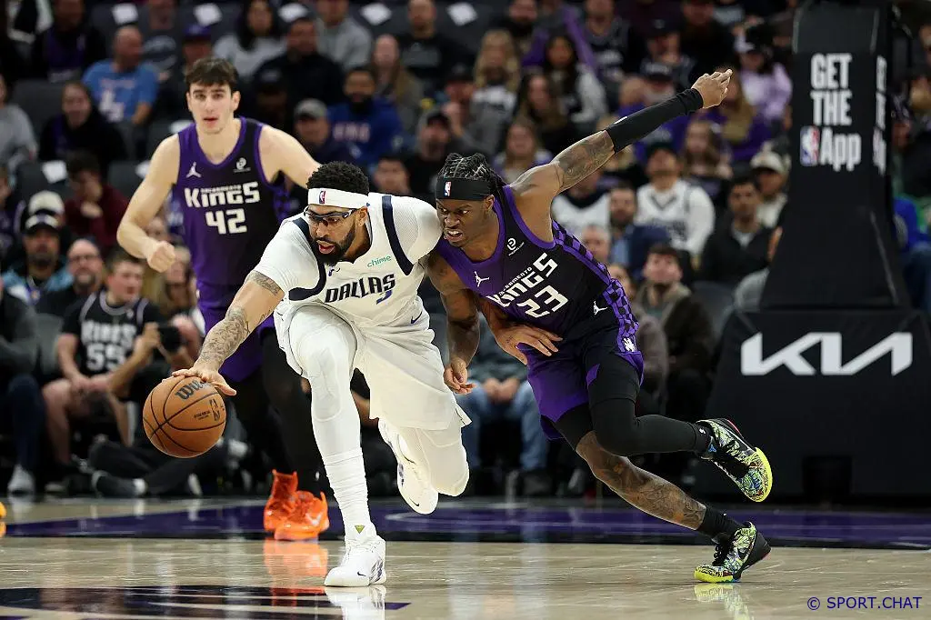 Ночь НБА: «Сакраменто» прервал антирекорд, «Спёрс» продлили серию, «Хьюстон» разгромил «Юту»