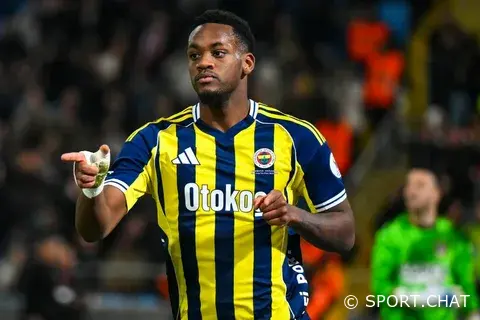 «Зенит» нацелился на форварда «Фенербахче» Джона Дурана