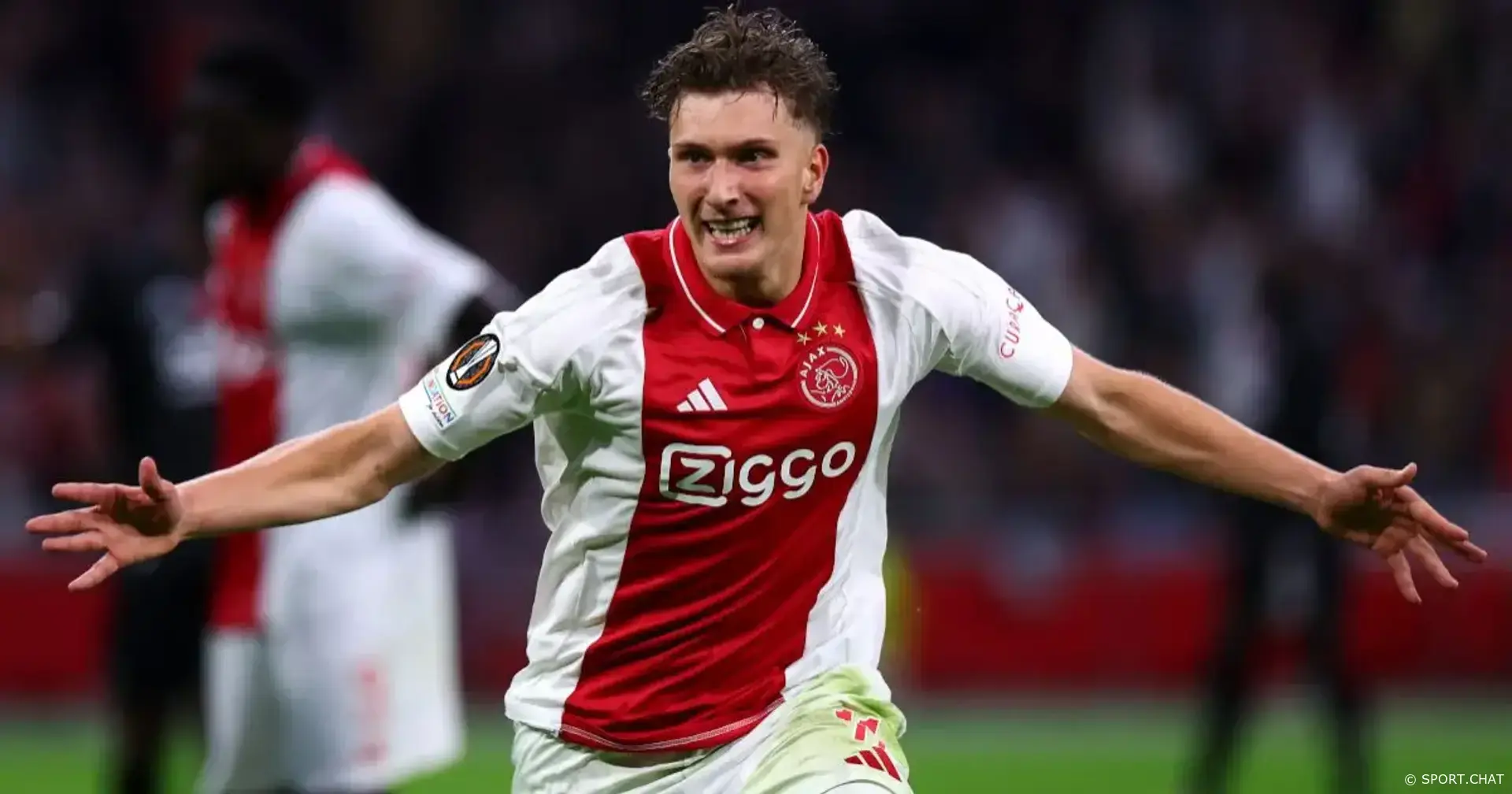 «Барселона» следит за вингером «Аякса» Микой Годтсом и рассматривает трансфер