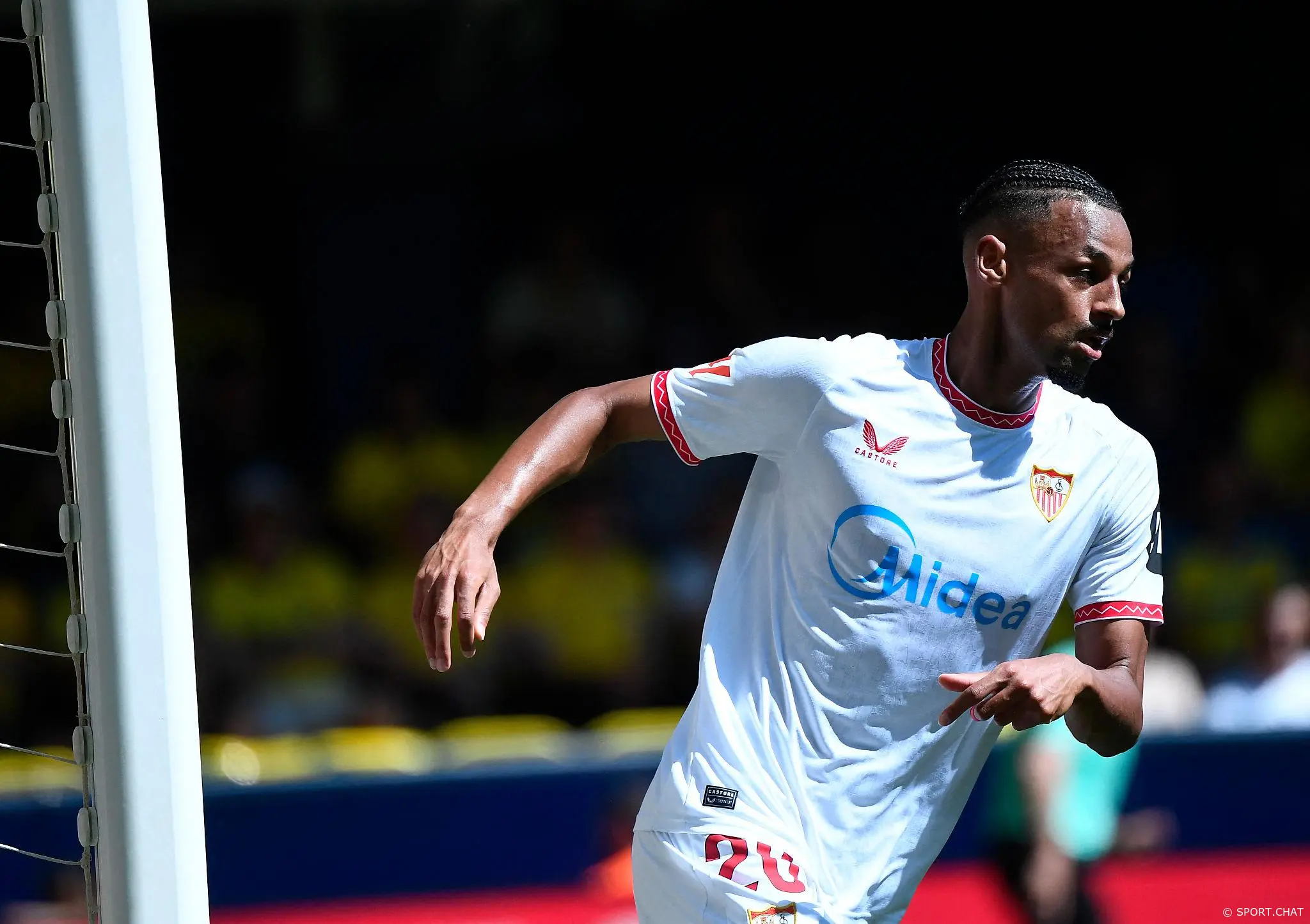 «Севилья» удержала ничью в меньшинстве — 1:1 с «Алавесом