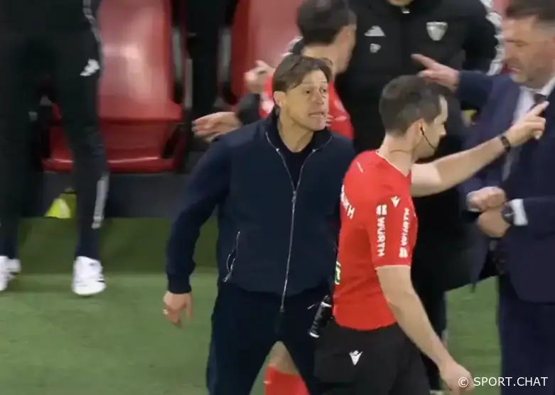 Главный тренер «Севильи» Матиас Альмейда дисквалифицирован на семь матчей после удаления в игре с «Алавесом»