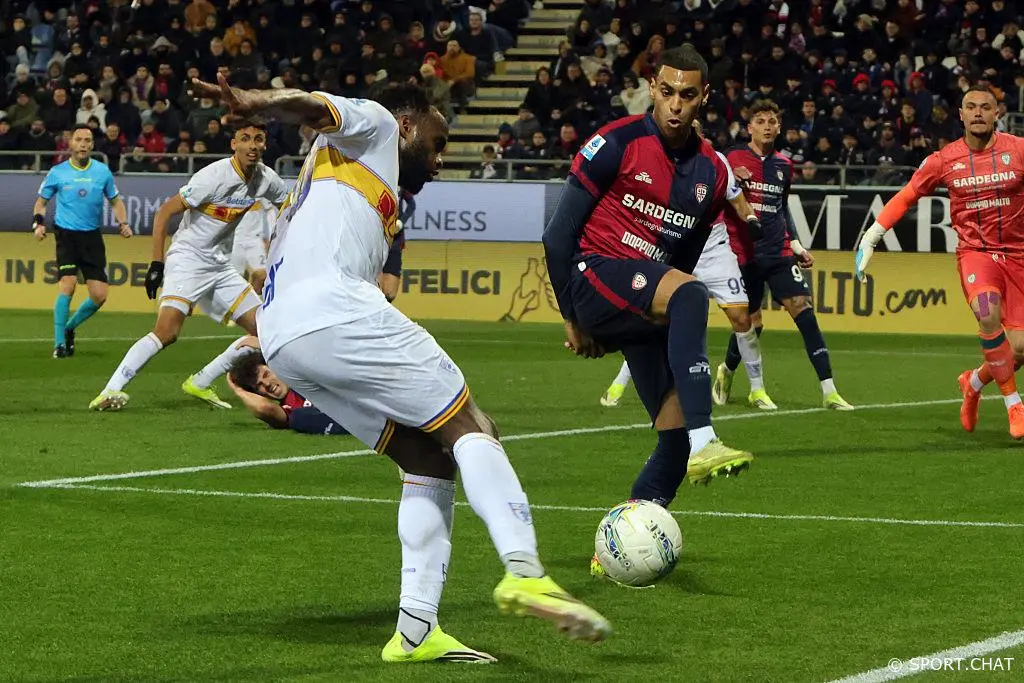 «Кальяри» — «Лечче» 0:2: гости хладнокровно разобрали соперника и увезли три очка!