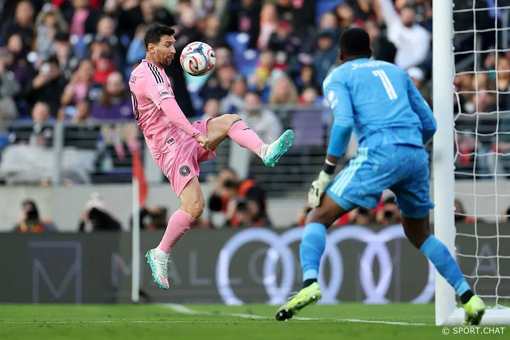 Месси забил 899-й гол в карьере и приблизился к исторической отметке.Видео.