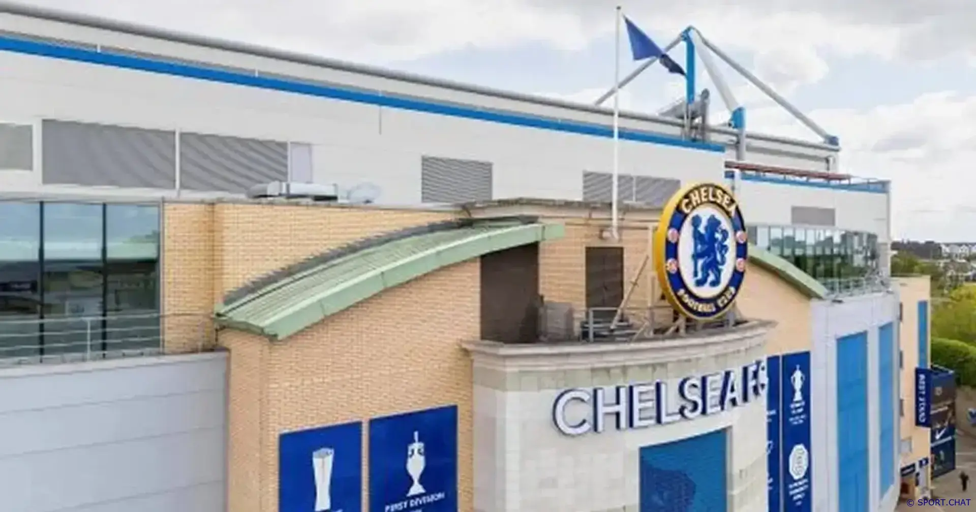 «Челси» получил запрет на трансферы в академию и штраф £10,75 млн из-за выплат агентам