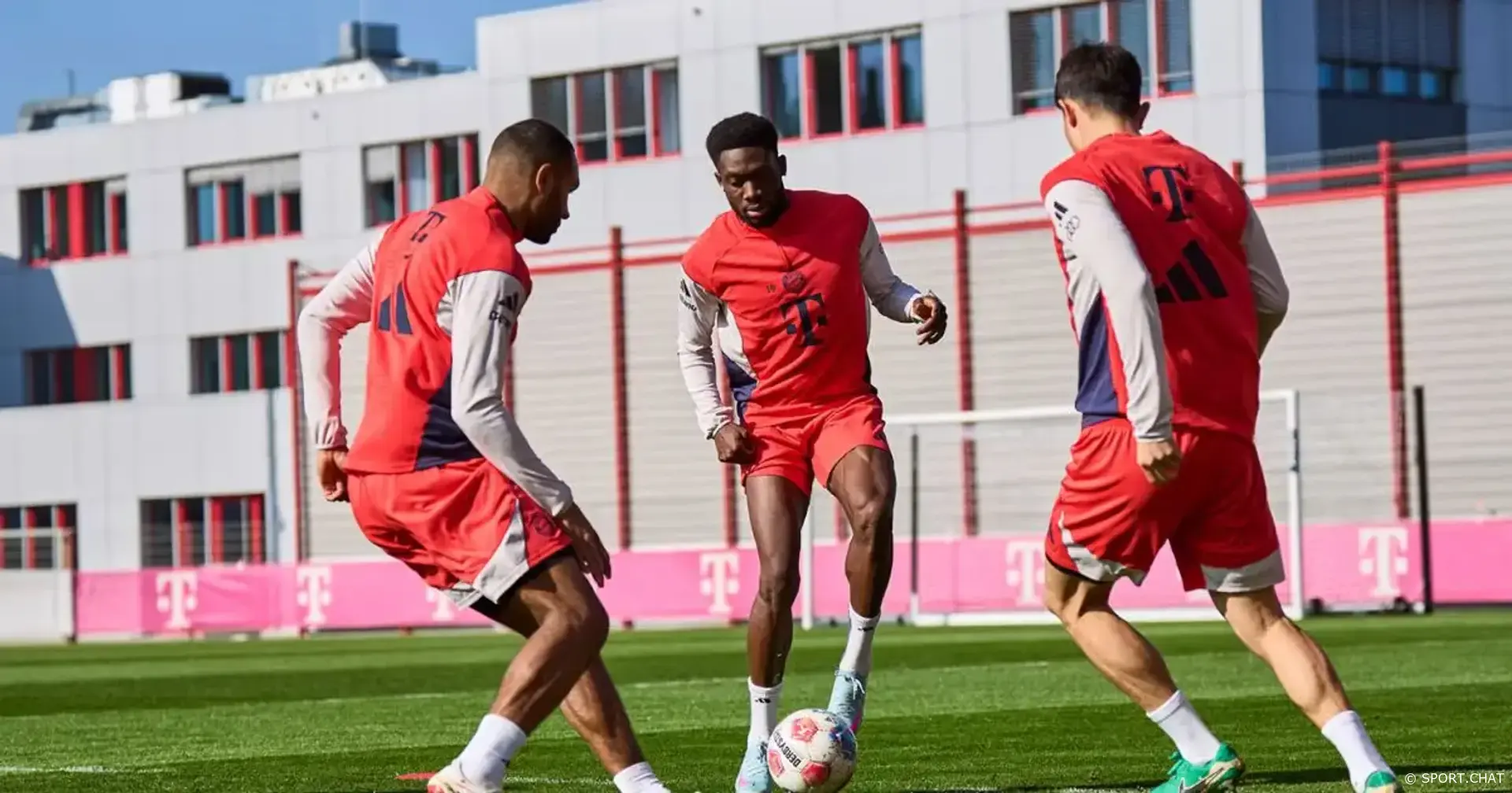 Альфонсо Дэвис снова получил травму в матче с «Аталантой»