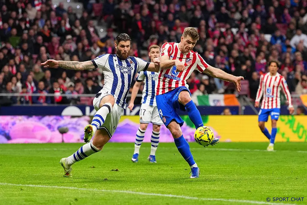 «Атлетико» вырвал победу у «Реал Сосьедад» в результативном матче — 3:2 в Мадриде