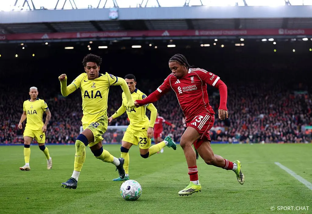 «Ливерпуль» упустил победу над «Тоттенхэмом» в концовке — 1:1