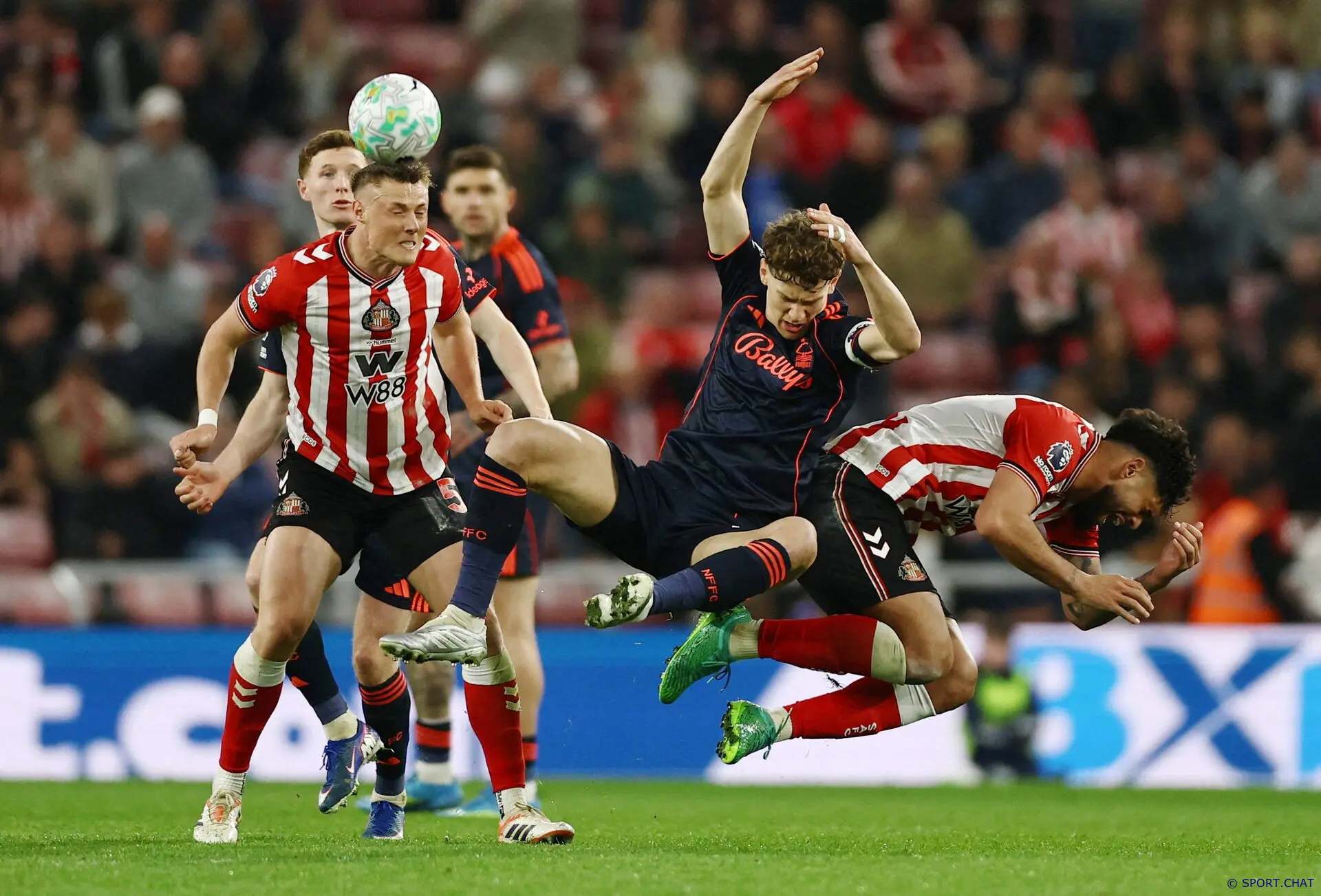 «Ноттингем Форест» разгромил «Сандерленд» 5:0 и оторвался от зоны вылета