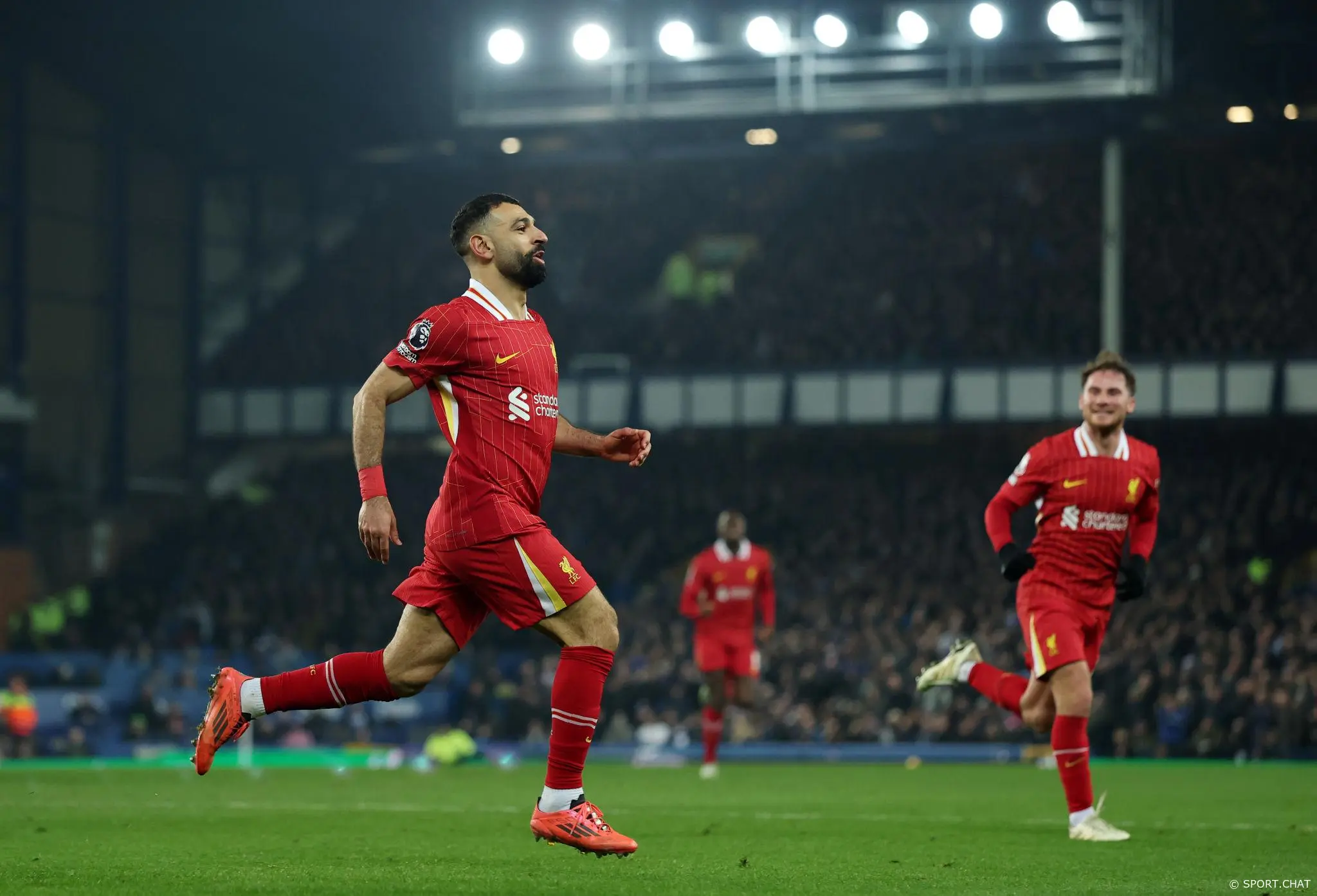 Эвертон — Ливерпуль 1:2: ван Дейк вырвал победу на 90+10-й минуте